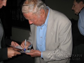 Dick Van Patten autograph
