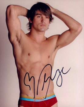 Justin Gaston autograph