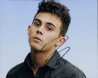 Tyler Alvarez autograph