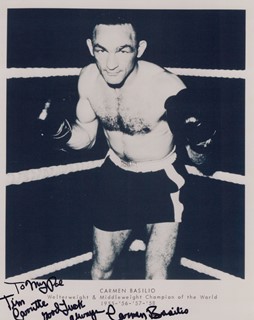 Carmen Basilio autograph