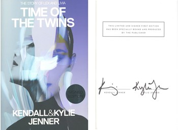 Kendall and Kylie Jenner autograph