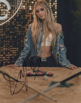 Sofie SanFilippo autograph