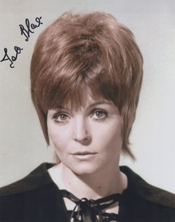 Isla Blair autograph