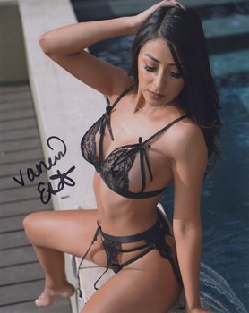 Vanessa Star autograph