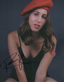 Paulina Rezende autograph