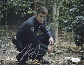 Keegan Allen autograph