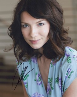 Caitriona Balfe autograph