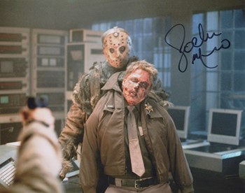 Lochlyn Munro autograph