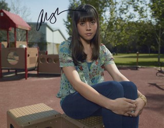 Aubrey Plaza autograph