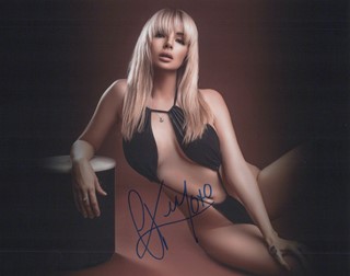 Cassaundra Kelly autograph