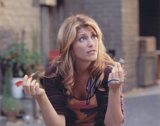 Jennifer Esposito autograph