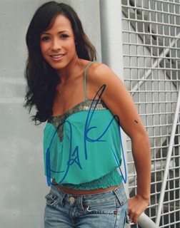 Dania Ramirez autograph