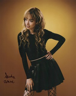 Sasha Anne autograph