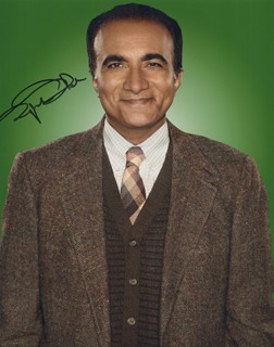 Iqbal Theba autograph