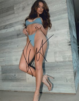 Kitty Darlin autograph