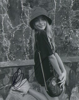 Sierrah Hudson autograph