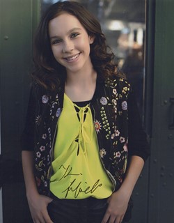 Kacey Fifield autograph