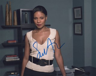 Sanaa Lathan autograph