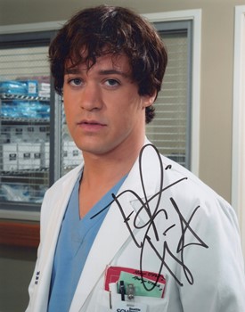 T.R. Knight autograph