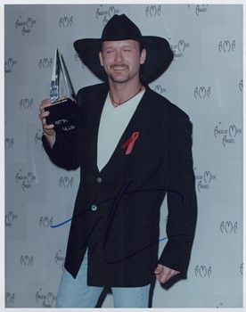 Tim McGraw autograph