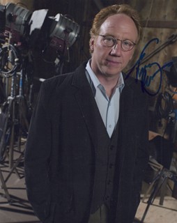 Timothy Busfield autograph