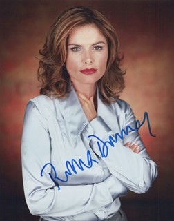 Roma Downey autograph