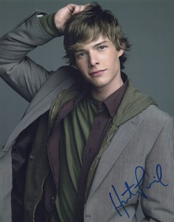 Hunter Parrish autograph