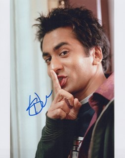 Kal Penn autograph