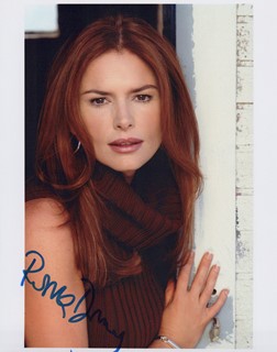 Roma Downey autograph