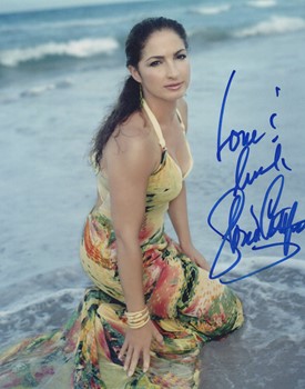 Gloria Estefan autograph