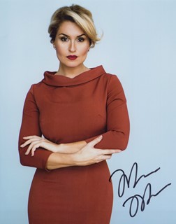 Mara Marini autograph