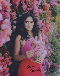 Aparna Nancherla autograph