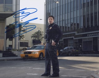 Greg Grunberg autograph