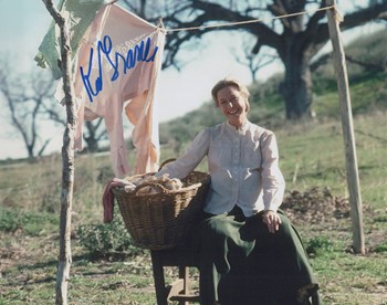 Karen Grassle autograph