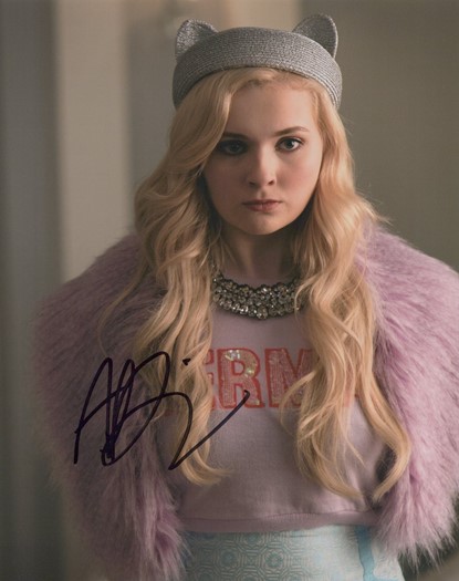 Abigail Breslin autograph