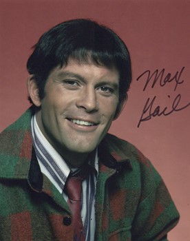 Max Gail autograph