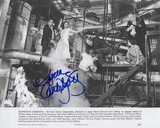 Angela Cartwright autograph