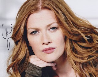 Mireille Enos autograph