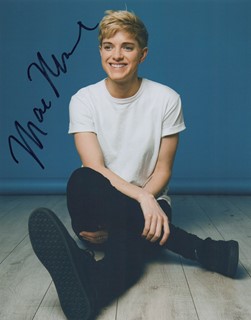 Mae Martin autograph