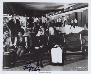 Helen Reddy autograph