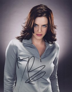 Michelle Ryan autograph