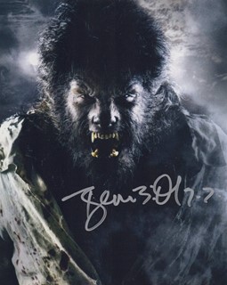 Benicio Del Toro autograph