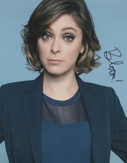 Rachel Bloom autograph