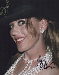 Amy O'Neill autograph