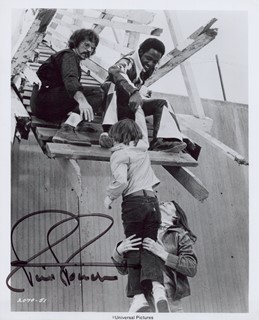 Richard Roundtree autograph