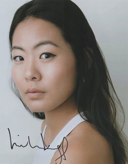 Nicole Kang autograph