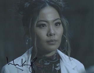 Nicole Kang autograph