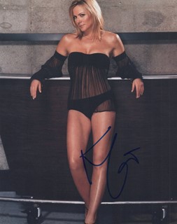 Kim Cattrall autograph