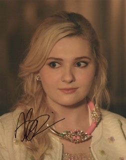 Abigail Breslin autograph