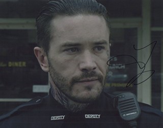 Tom Pelphrey autograph